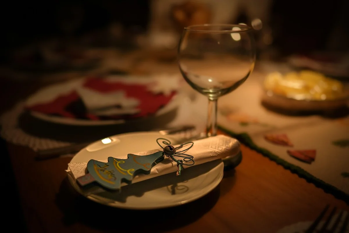 Comment déboucher un évier sans produits chimiques : 5 méthodes naturelles efficaces